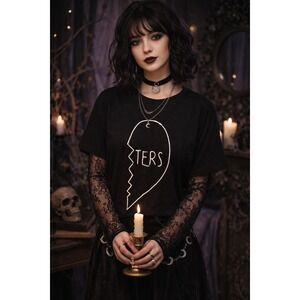 Selkie Sisters T Shirt Top Black Graphic Tee Short Sleeve Size Small